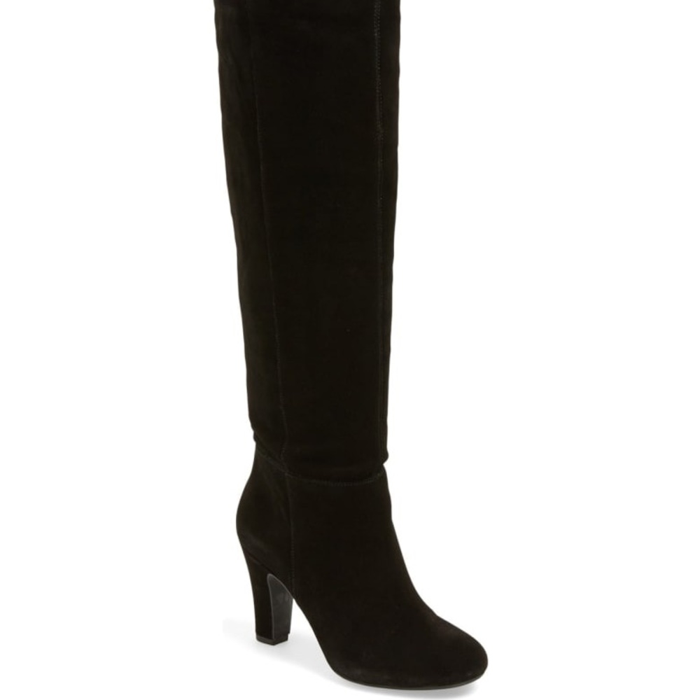 Jessica Simpson boots